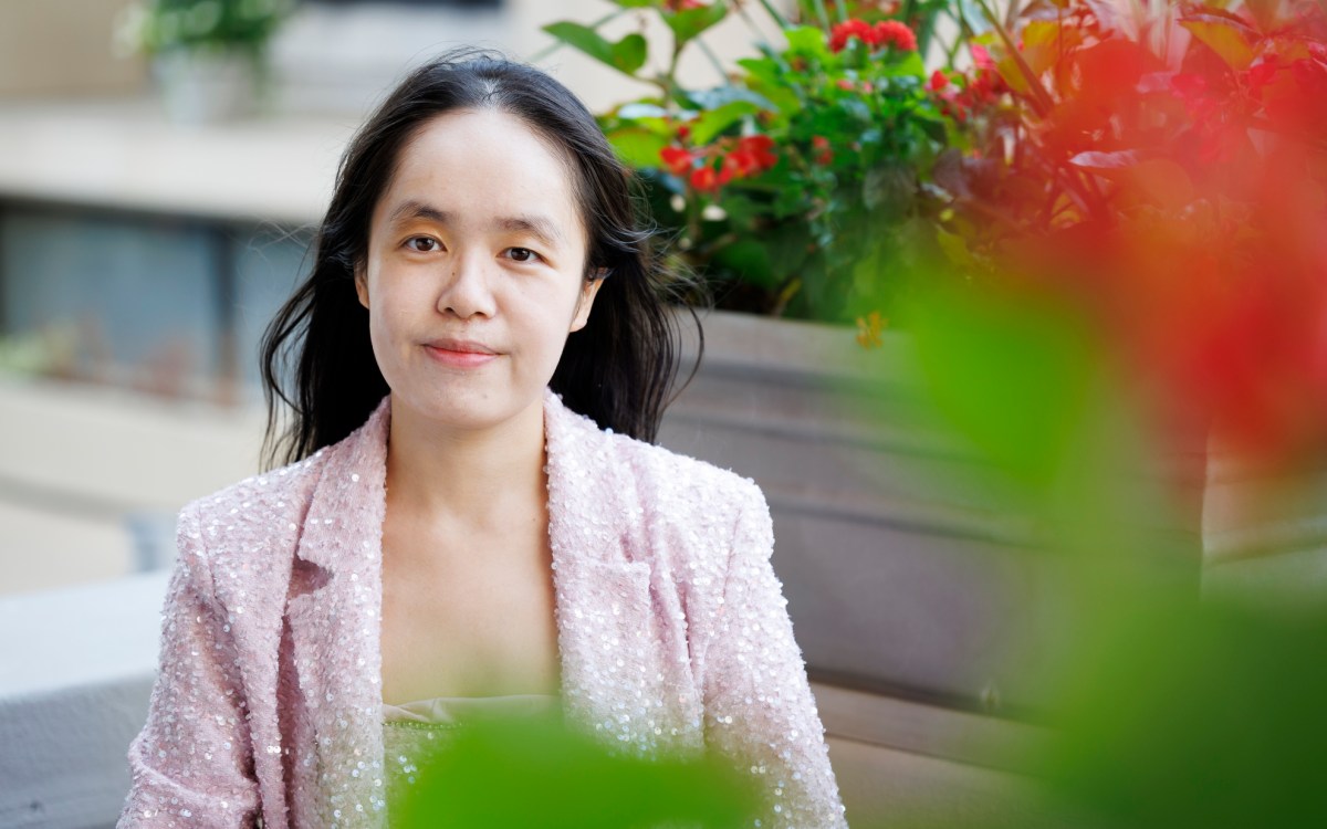 Tong Xia