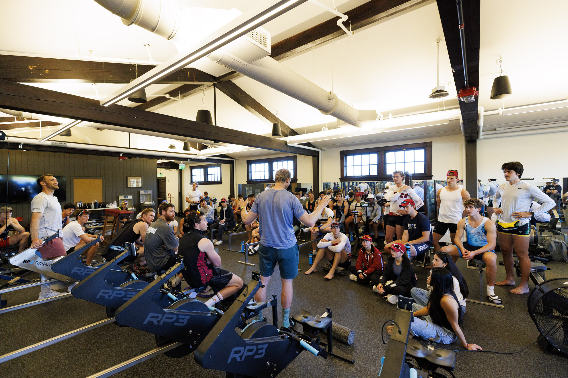Hamish Bond a three-time Olympic gold medal rower from New Zealand, gives advice to Harvard rowers.